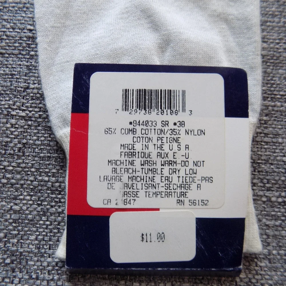 Tommy Hilfiger Crew Socks Mens OS White NEW Vintage USA Eagle Flag 944033 SR #38